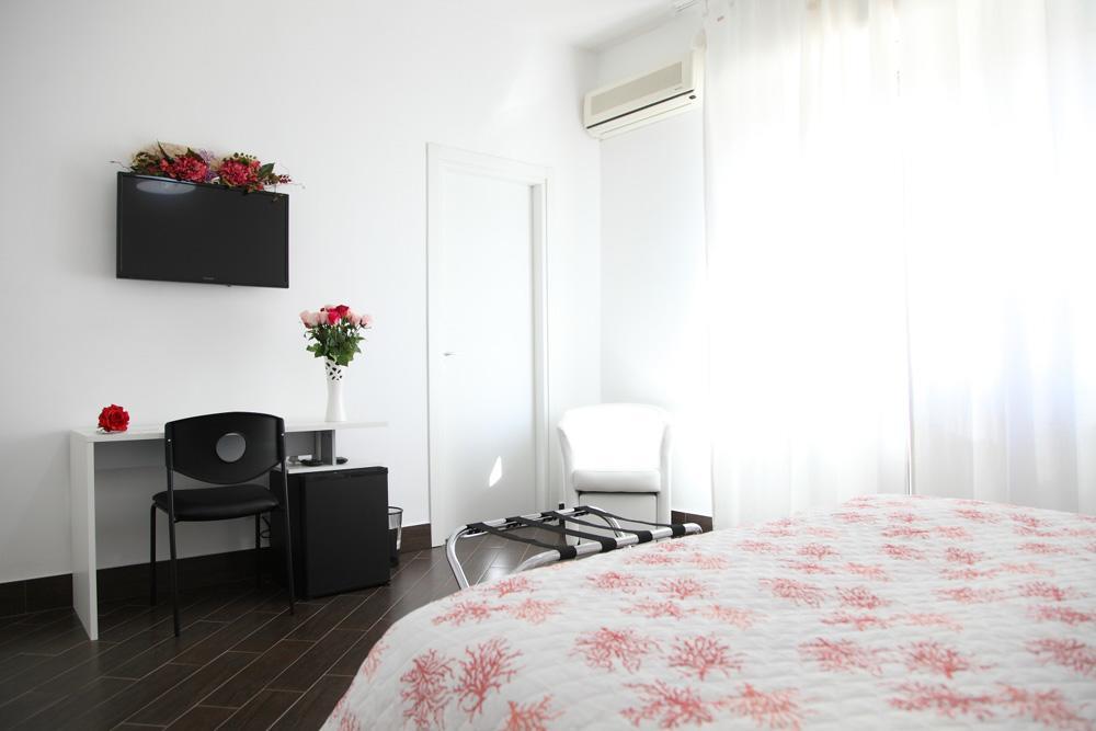 B&B Rosaly San Cataldo  Bagian luar foto